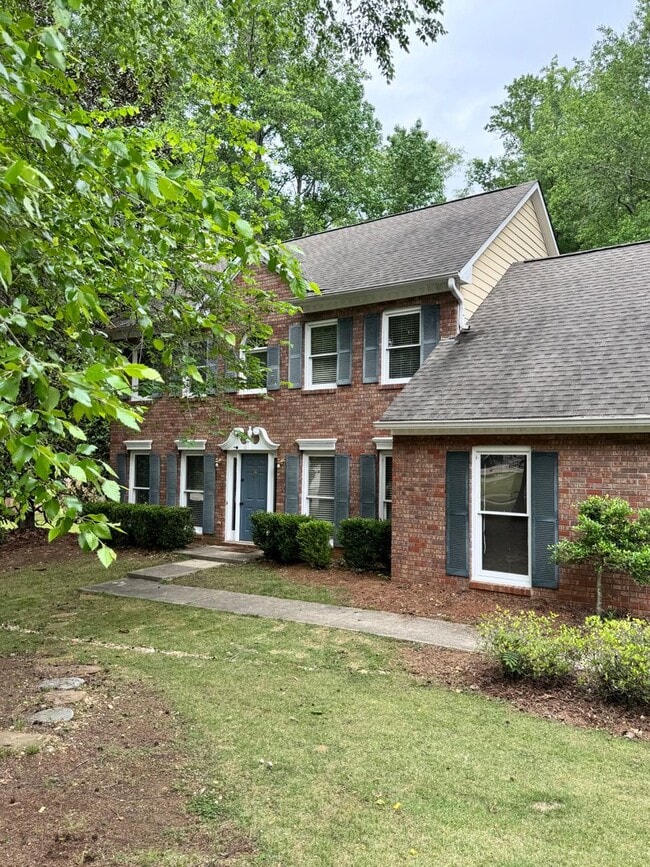 310 Briar Creek Cir in Auburn, AL - Building Photo - Building Photo
