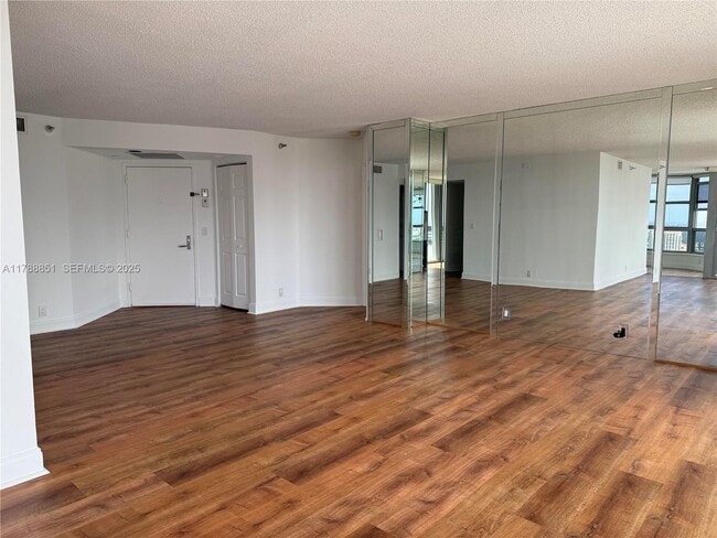 property at 3500 Mystic Pointe Dr