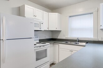 1802 Parkwood Ave in Richmond, VA - Building Photo - Building Photo