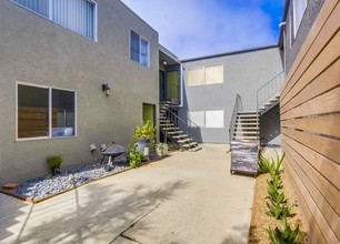 Verde Villa in Oceanside, CA - Foto de edificio - Building Photo