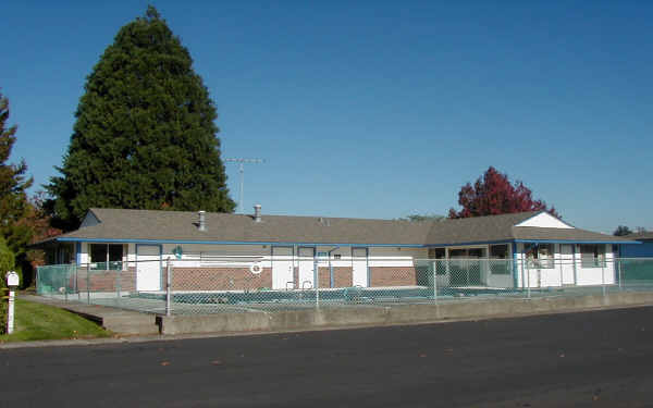 Suburban Mobile Estates in Gresham, OR - Building Photo - Building Photo