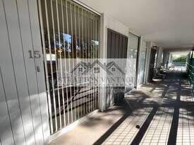 6936 E 4th St in Scottsdale, AZ - Building Photo