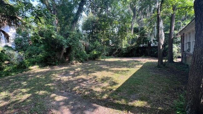 2010 Atlantic Ave