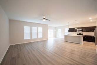 201 Chime Creek Dr in Pooler, GA - Building Photo - Building Photo