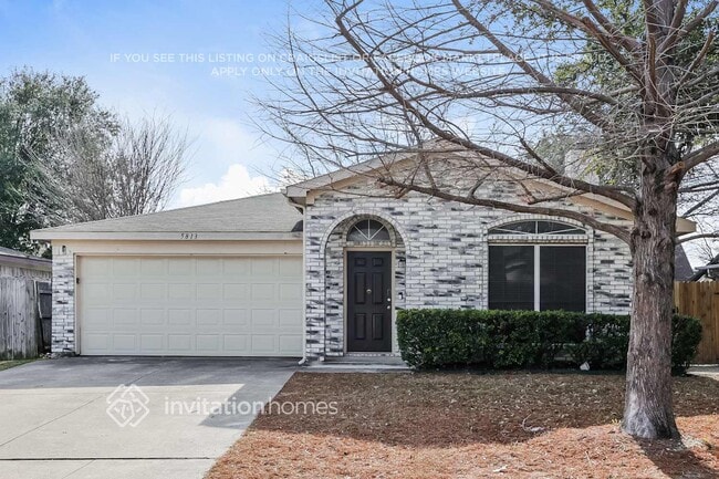 property at 5813 Northfield Dr