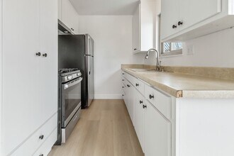152 Loma Ln-Unit -Unit 3 in San Clemente, CA - Building Photo - Building Photo