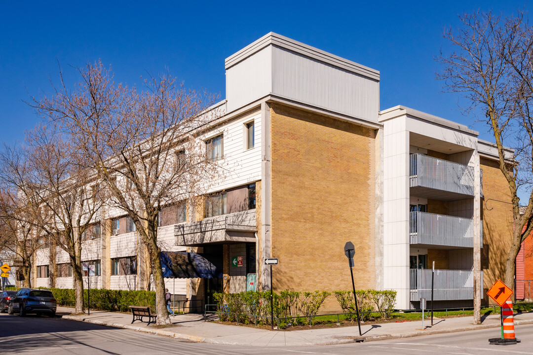 Habitations André-Laurendeau in Montréal, QC - Building Photo