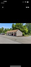 18 Homestead Ln in Brookfield, CT - Building Photo - Building Photo