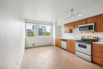 Verve Flats in Seattle, WA - Foto de edificio - Building Photo