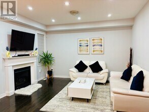 76 Leadenhall Rd in Brampton, ON - Building Photo - Building Photo