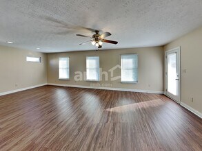 1073 Ivoryhill Dr in Independence, KY - Building Photo - Building Photo