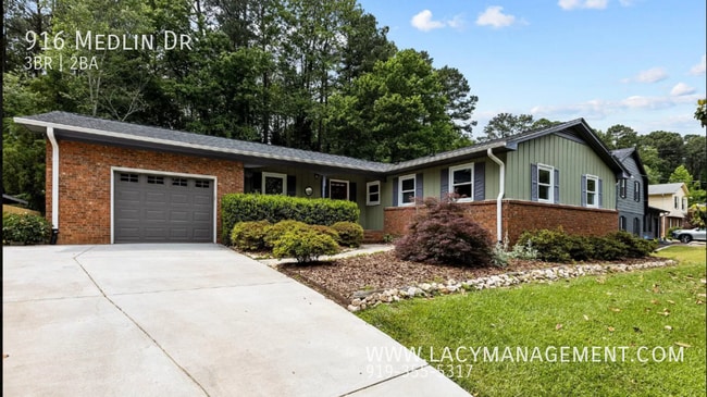916 Medlin Dr