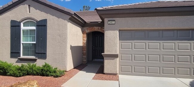 2463 Eagle Harbor Dr in Henderson, NV - Building Photo - Building Photo