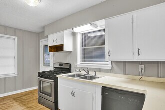 206 S Wheatley St in Ridgeland, MS - Building Photo - Building Photo