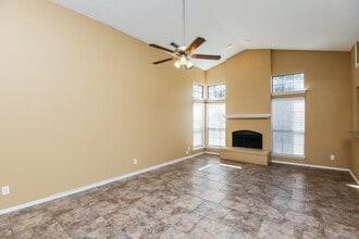 2733 Forest Creek Dr in Fort Worth, TX - Building Photo - Building Photo