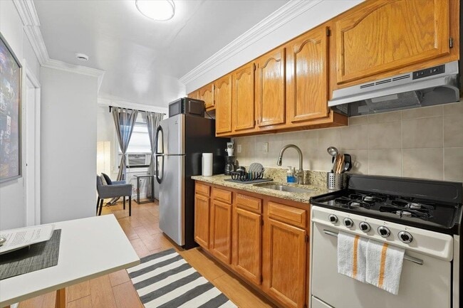 property at 1721 John F. Kennedy Blvd
