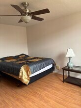 2821 Somerset Dr in Lauderdale Lakes, FL - Foto de edificio - Building Photo