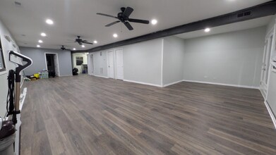 4854 W Addison St in Chicago, IL - Building Photo - Building Photo