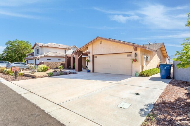10605 S Del Vista Dr in Yuma, AZ - Building Photo - Building Photo