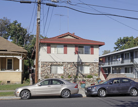 545 S 5th St in San Jose, CA - Building Photo - Building Photo