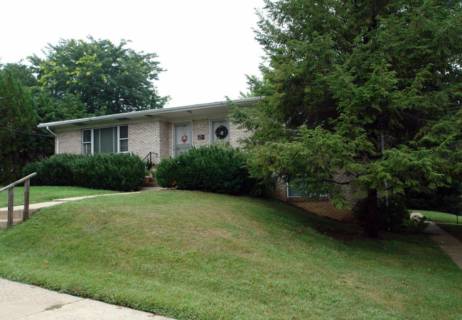 Muhlenberg Lakeview Apartments in Allentown, PA - Building Photo - Building Photo