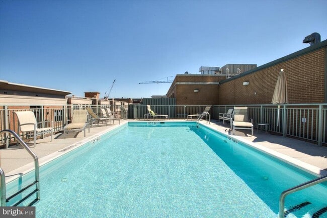 property at 2425 L St NW