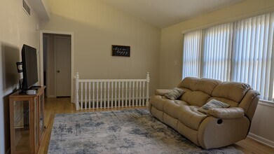 7512 N Hemple Ave in Kansas City, MO - Foto de edificio - Building Photo