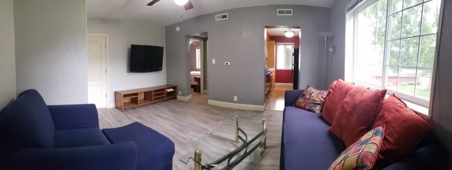 500 Grandview Ct., Unit 516 in Iowa City, IA - Foto de edificio - Building Photo