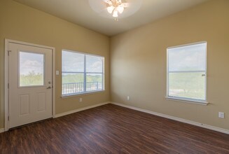 486 Parkers Pond, Unit 486 in San Marcos, TX - Foto de edificio - Building Photo