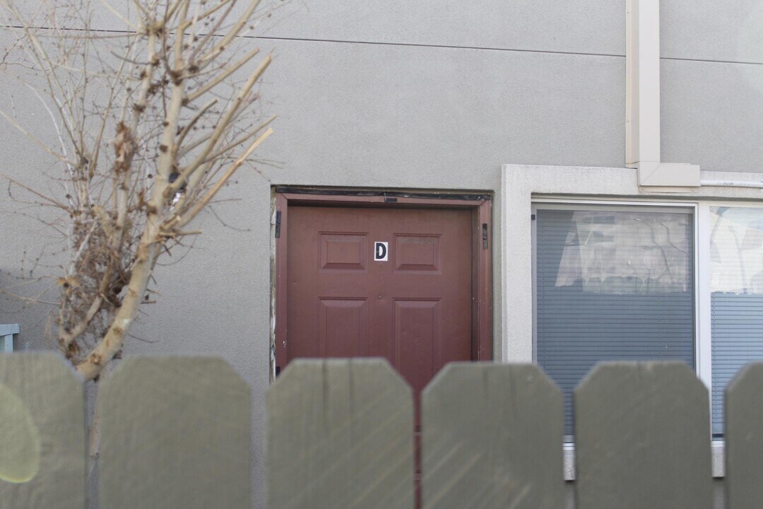 3421 Aztec Rd NE-Unit -Apt B in Albuquerque, NM - Building Photo