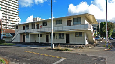 1540 Keeaumoku St in Honolulu, HI - Building Photo - Building Photo