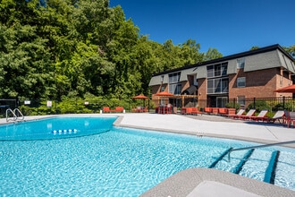 Tatnuck Square Apartments Worcester in Worcester, MA - Building Photo - Interior Photo