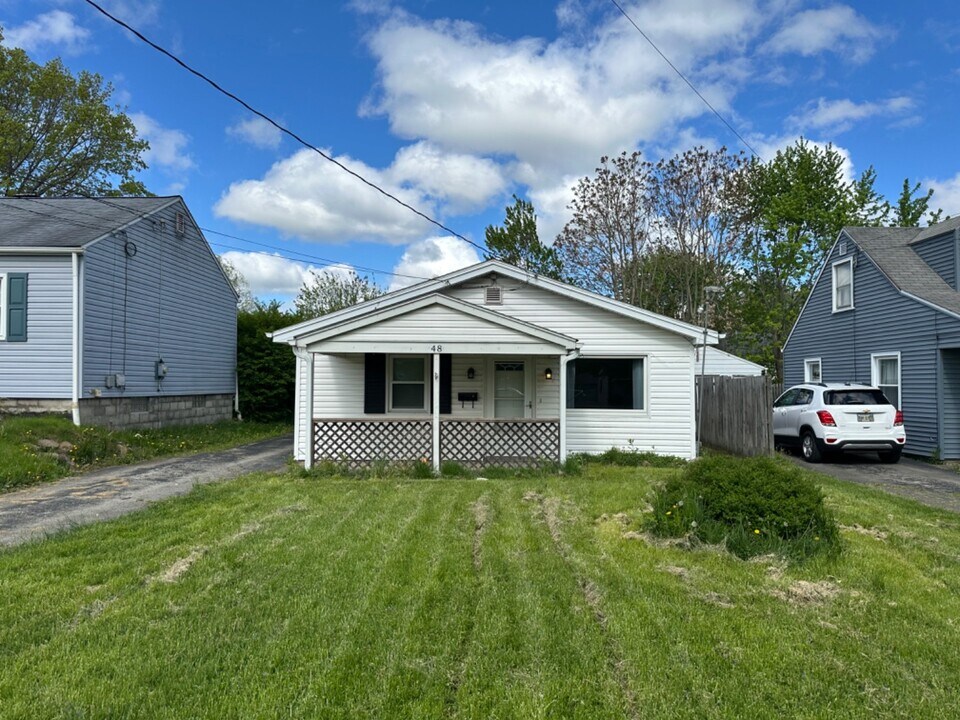 48 N Navarre Ave in Youngstown, OH - Building Photo