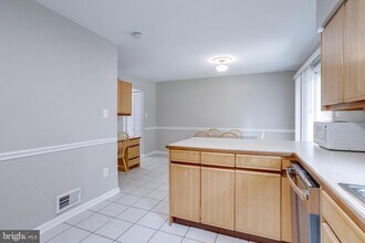 4685 Forestdale Dr in Fairfax, VA - Building Photo - Building Photo