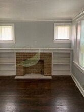 2201 E 67th St in Kansas City, MO - Building Photo - Building Photo