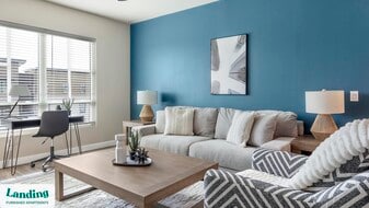 2445 Estrella Pkwy in Goodyear, AZ - Building Photo