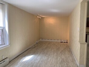 72 Frankfort St in Boston, MA - Foto de edificio - Building Photo