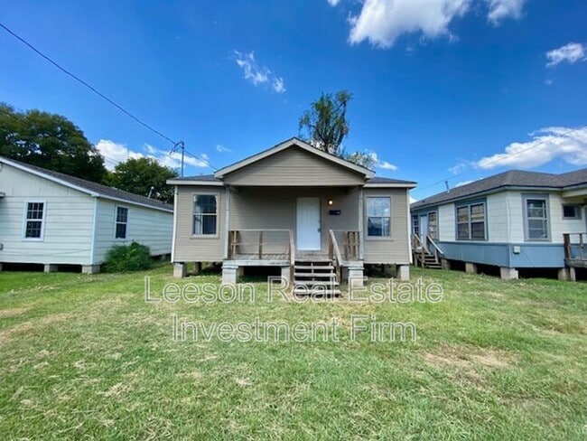 property at 545 Wyche St