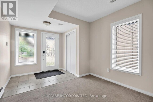 799 Element Private in Ottawa, ON - Building Photo - Building Photo