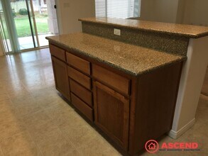 11012 Dawson Falls Ave in Bakersfield, CA - Building Photo - Building Photo