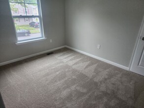 1716 Bradmoore Dr in District Heights, MD - Foto de edificio - Building Photo