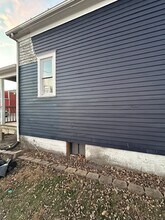 106 S Benton St in New Athens, IL - Building Photo - Building Photo