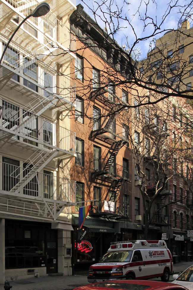 113 Christopher St in New York, NY - Foto de edificio - Building Photo