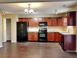 9594 W Stargazer Dr in Pendleton, IN - Foto de edificio - Building Photo