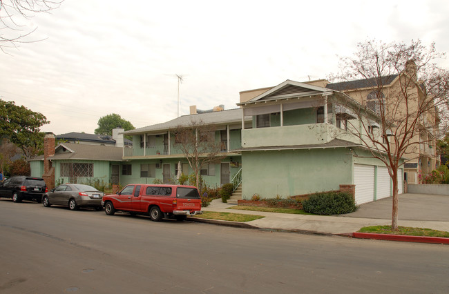 4400 Farmdale Ave in North Hollywood, CA - Building Photo - Building Photo