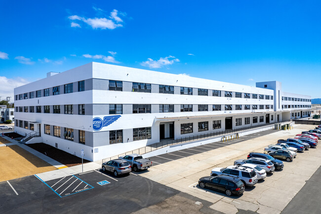 STOREHOUSE LOFTS in Alameda, CA - Foto de edificio - Building Photo