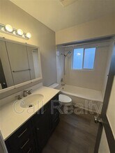 12324 E Broadway Ave in Spokane Valley, WA - Building Photo - Building Photo