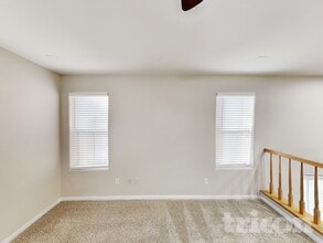 8921 Paula Jean Ave in Las Vegas, NV - Building Photo - Building Photo