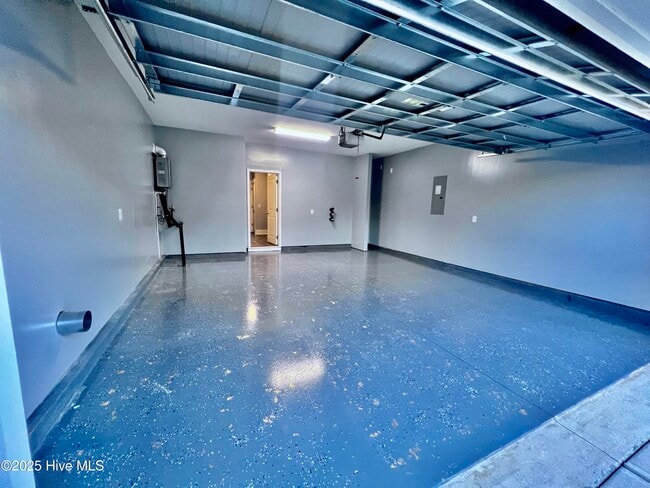 property at 111 Ballantine Grv Ln