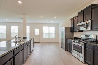 18940 Caney Frst Dr in New Caney, TX - Building Photo - Building Photo